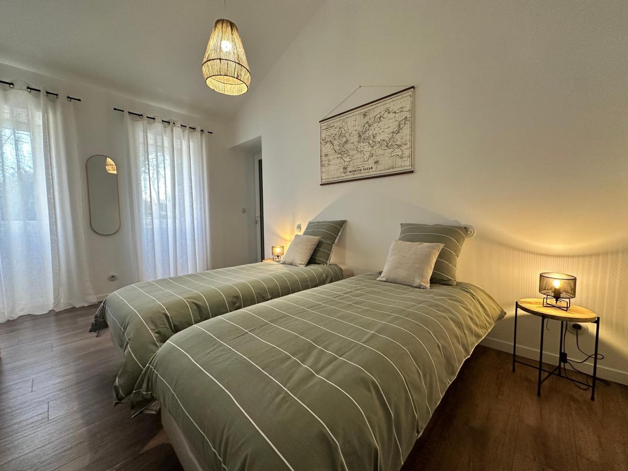 Maison De Vacances Gondrin Esterno foto